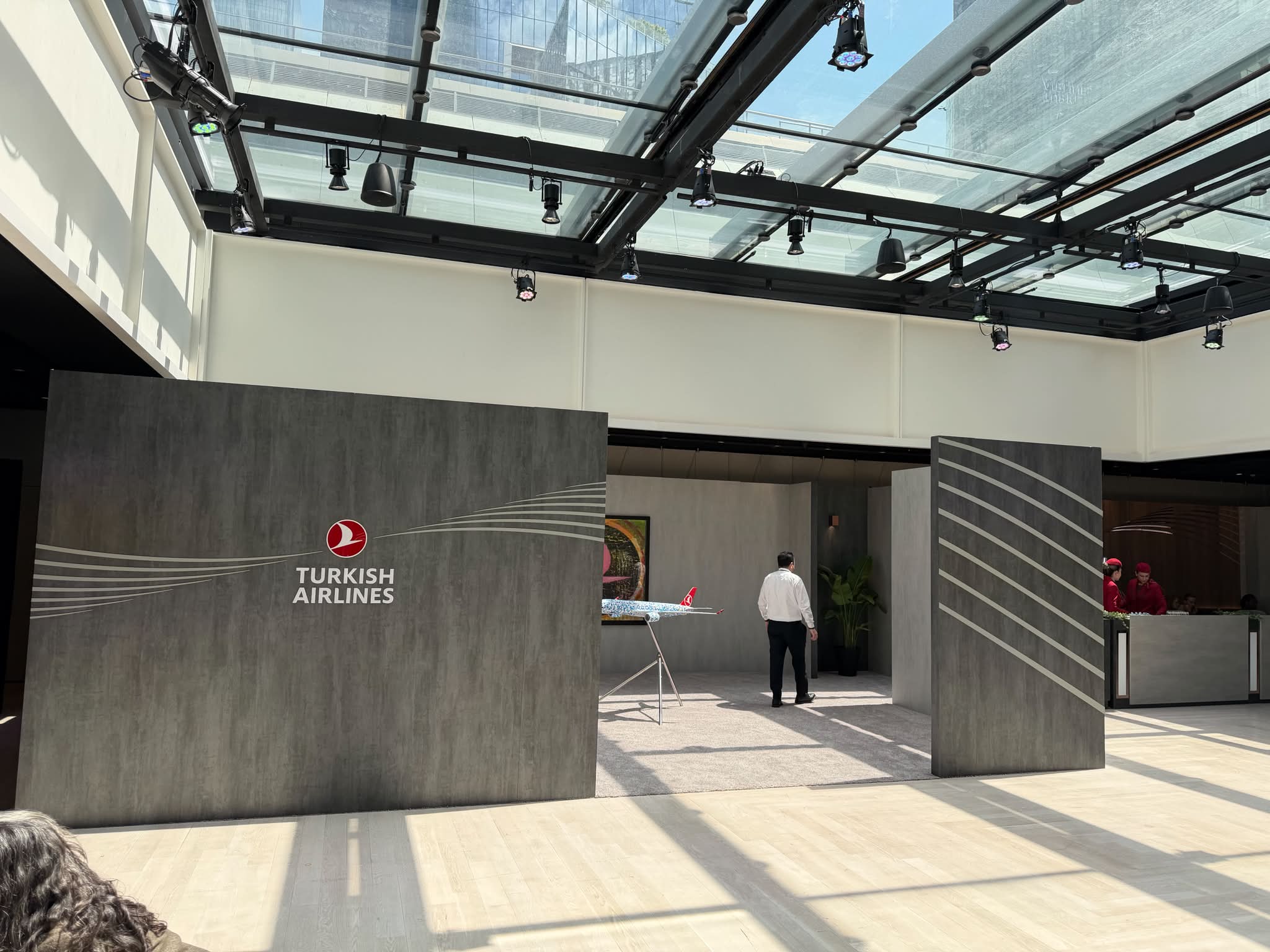 Turkish Airlines — Farklı Açı — PADLOCK CORP